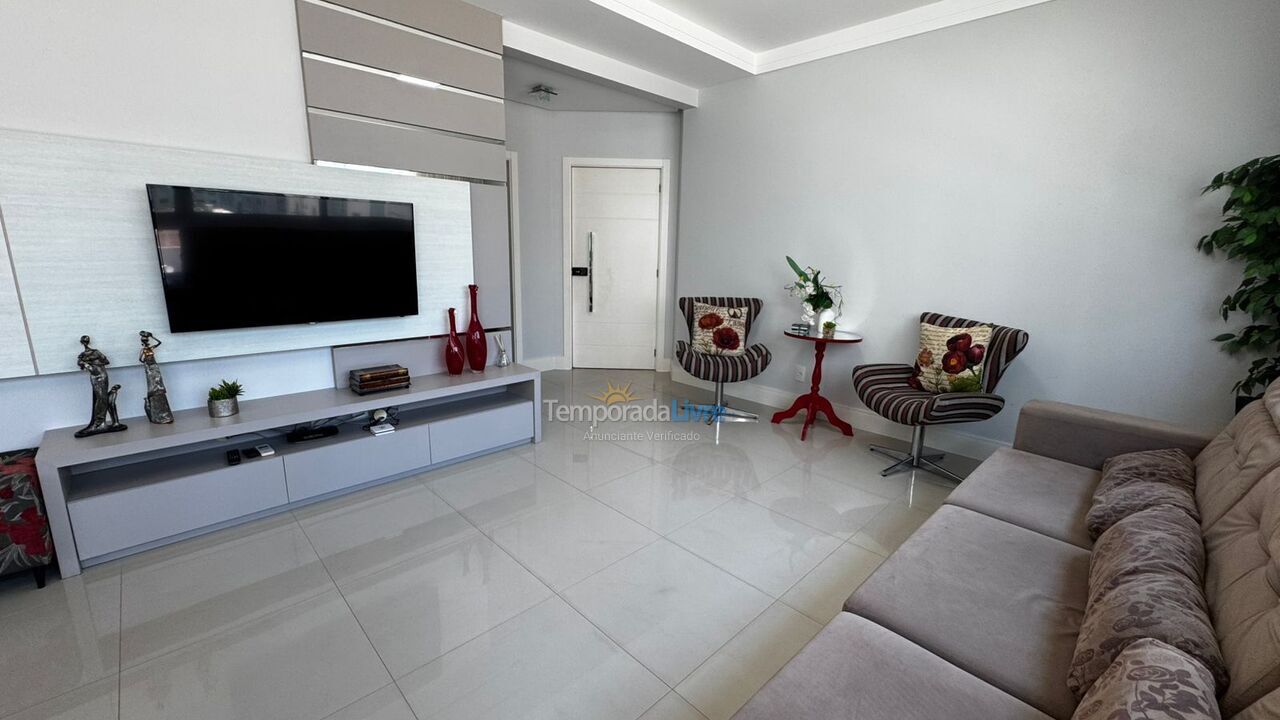 Apartamento para aluguel de temporada em Itapema (Meia Praia)