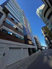 03 SUÍTES - QUADRA MAR - APTO TOP