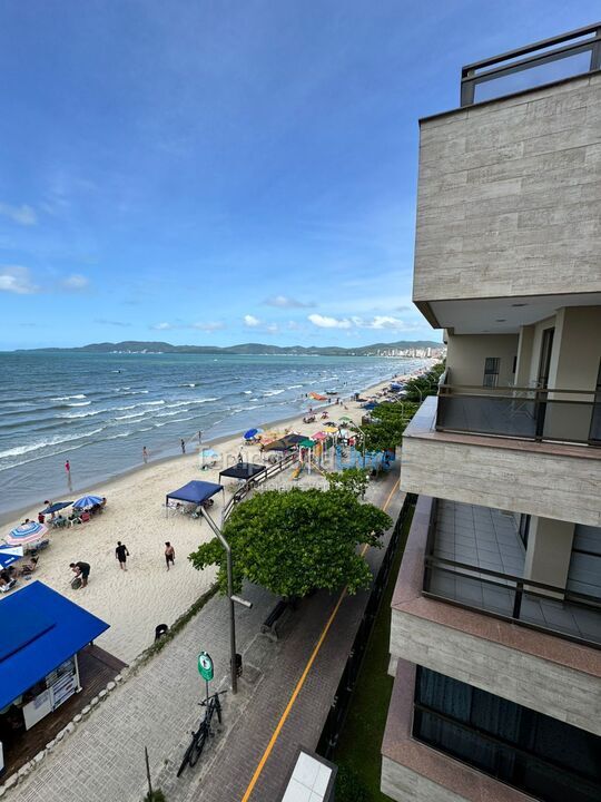 Apartment for vacation rental in Itapema (Meia Praia)