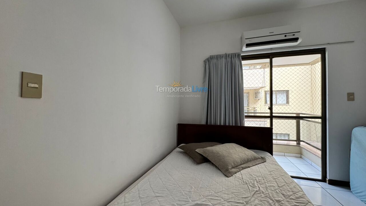 Apartment for vacation rental in Itapema (Meia Praia)