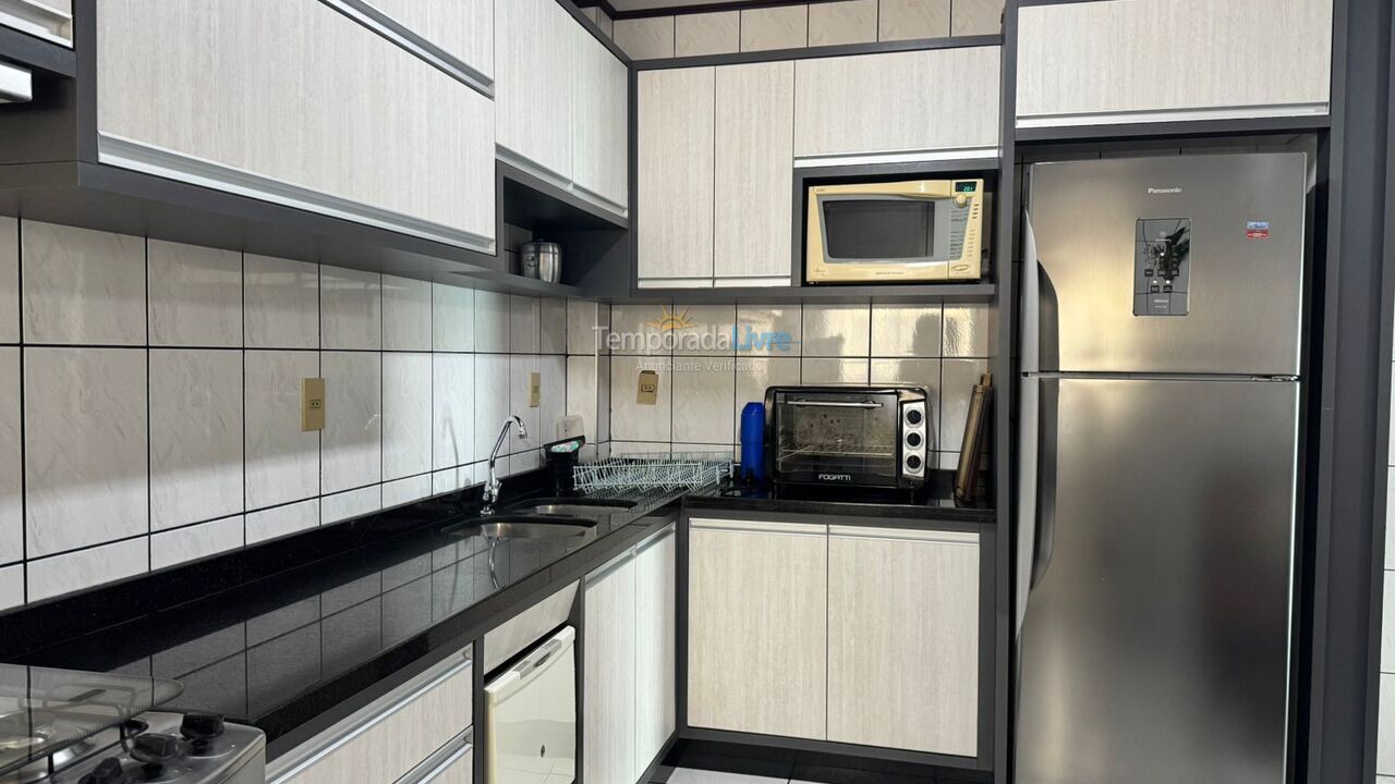 Apartment for vacation rental in Itapema (Meia Praia)