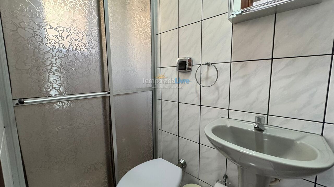 Apartment for vacation rental in Itapema (Meia Praia)