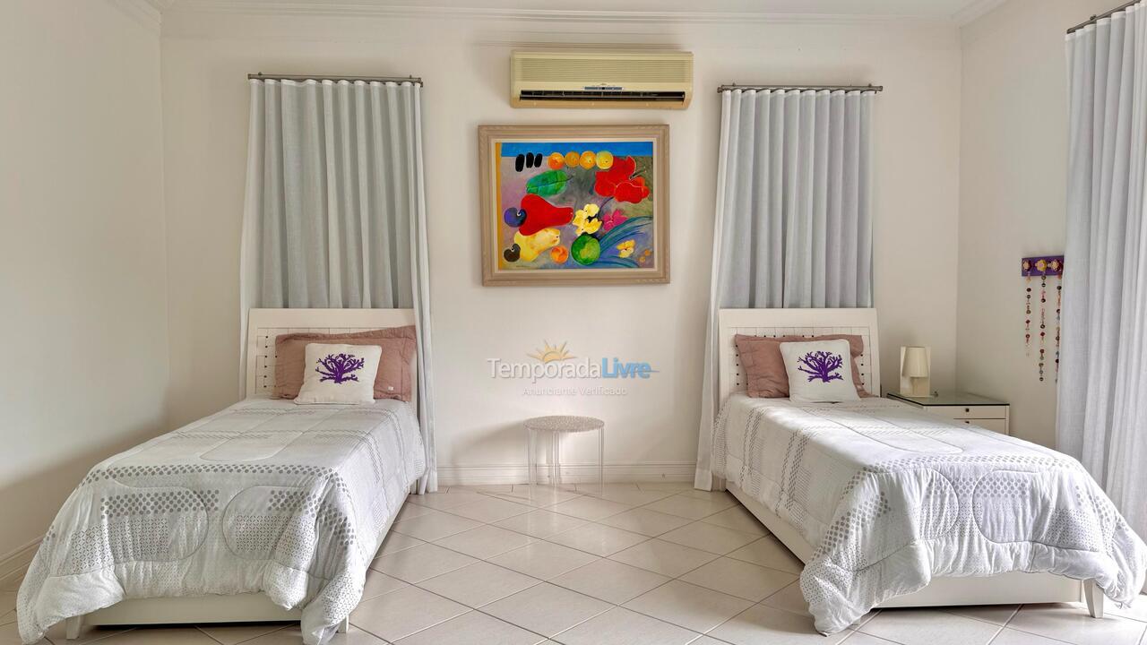 House for vacation rental in São Sebastião (Praia da Baleia)