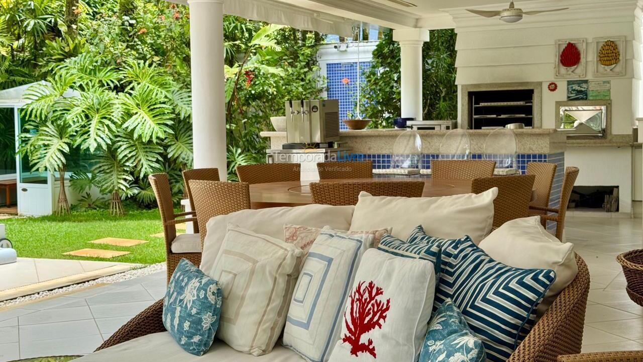 House for vacation rental in São Sebastião (Praia da Baleia)