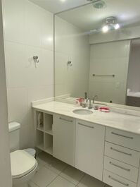 Beautiful apartment with unique leisure facilities on the rooftop.