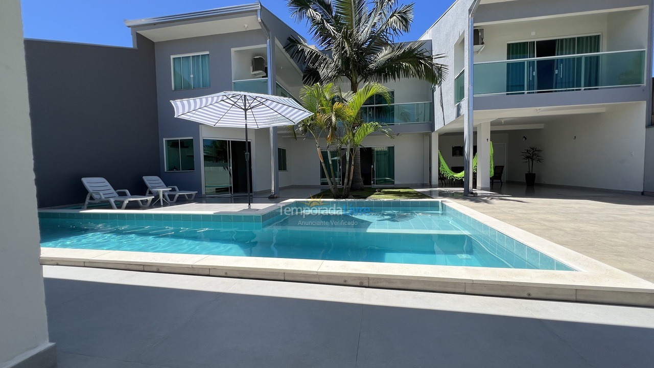 Casa para aluguel de temporada em Matinhos (Caiobá)