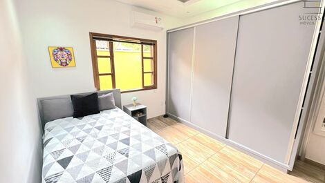 House with pool for seasonal rental in Bom Jardim