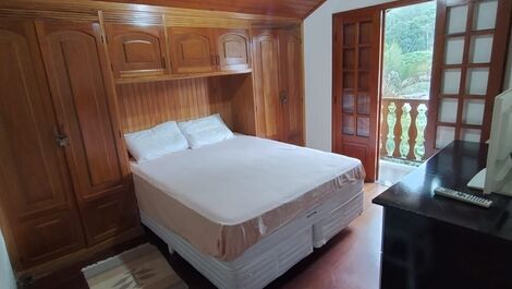 House for seasonal rental in Cônego