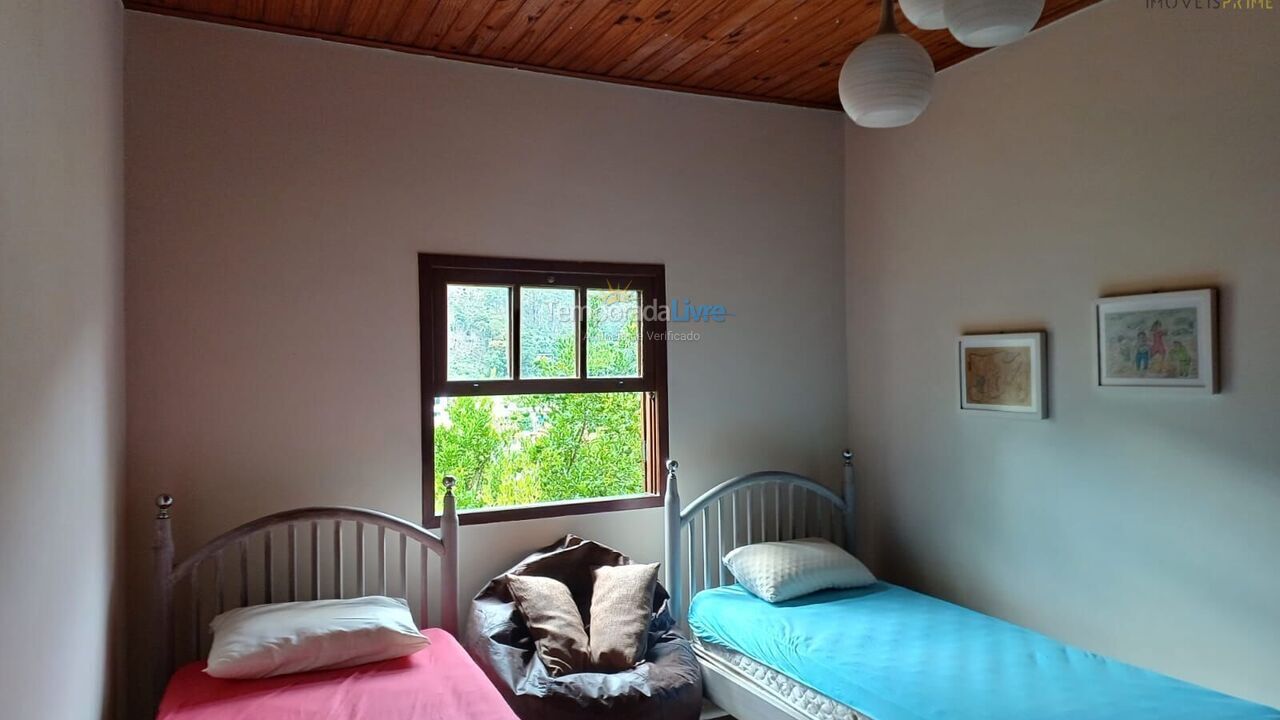 House for vacation rental in Nova Friburgo (Cônego)
