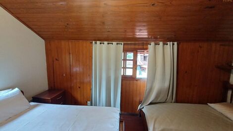 House for seasonal rental in Cônego