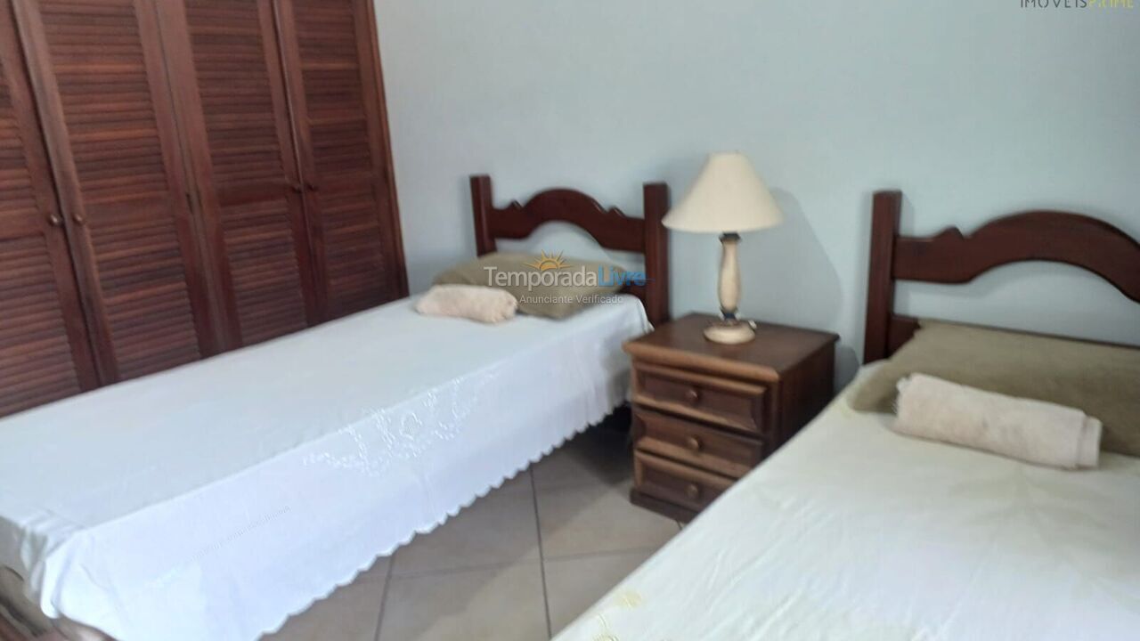 Casa para aluguel de temporada em Armação dos Búzios (Geribá)