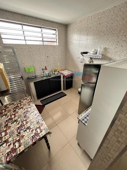 Casa para aluguel de temporada em Ubatuba (Centro)