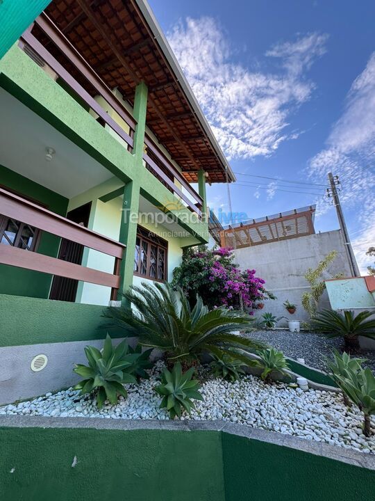 House for vacation rental in Bombinhas (Praia de Zimbros)