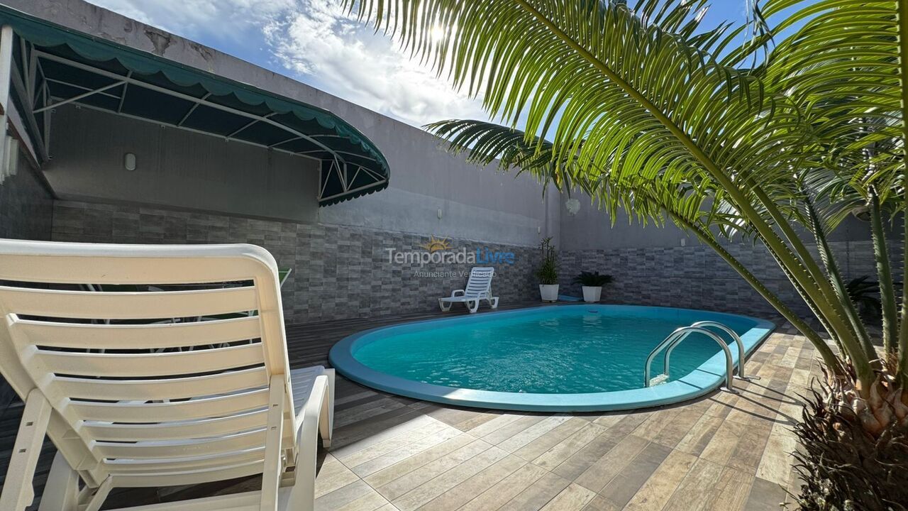 House for vacation rental in Bombinhas (Praia de Zimbros)