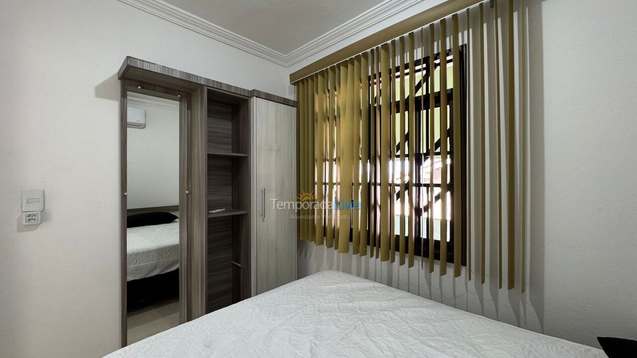 House for vacation rental in Bombinhas (Praia de Zimbros)