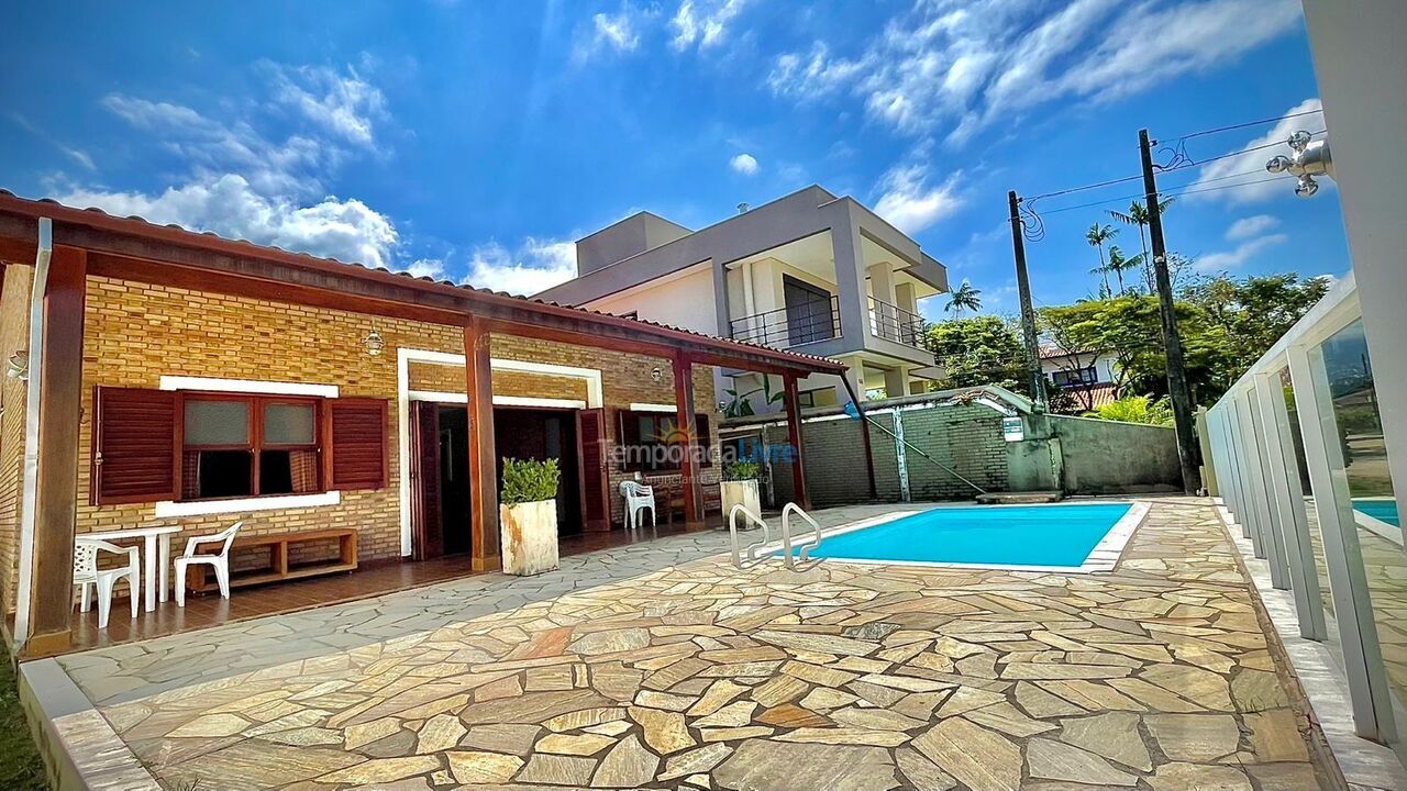 Casa para alquiler de vacaciones em Ubatuba (Lagoinha)