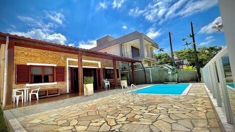 Casa para alquilar en Ubatuba - Lagoinha