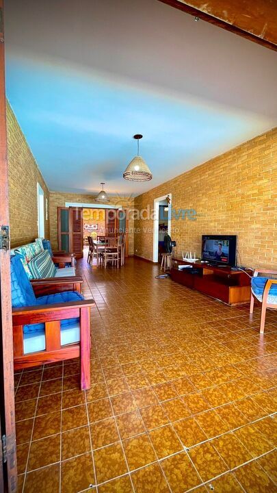 Casa para alquiler de vacaciones em Ubatuba (Lagoinha)