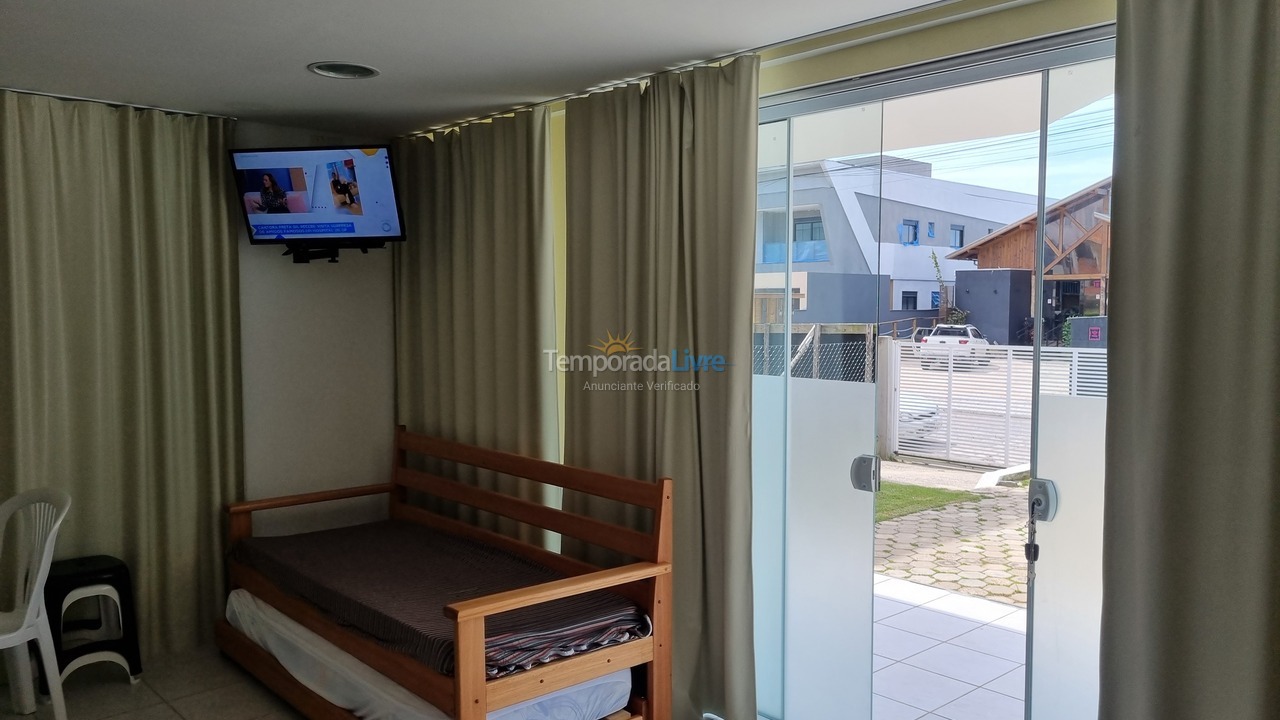 Apartment for vacation rental in Bombinhas (Mariscal)