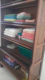 Casa térrea a 40 MTS do mar e Jardim Capricornio