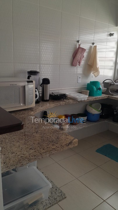 Casa para aluguel de temporada em Caraguatatuba (Praia Capricórnio)