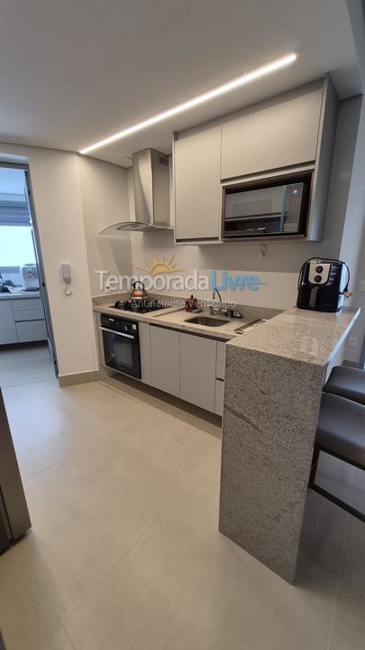 Apartamento para aluguel de temporada em Bertioga (Riviera de São Lourenço)