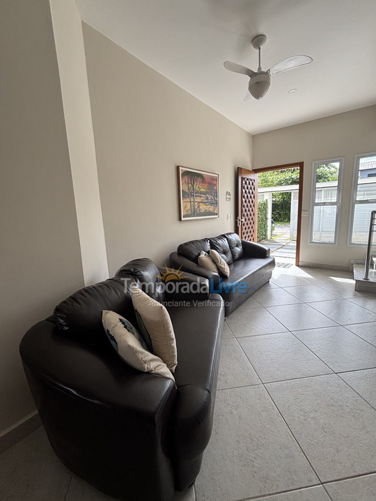 Casa para alquiler de vacaciones em São Sebastião (Juquehy)