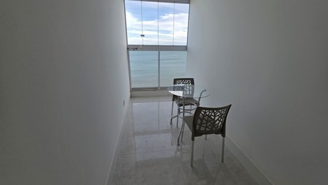 FABULOSO FRENTE COM AR 03 QUARTOS