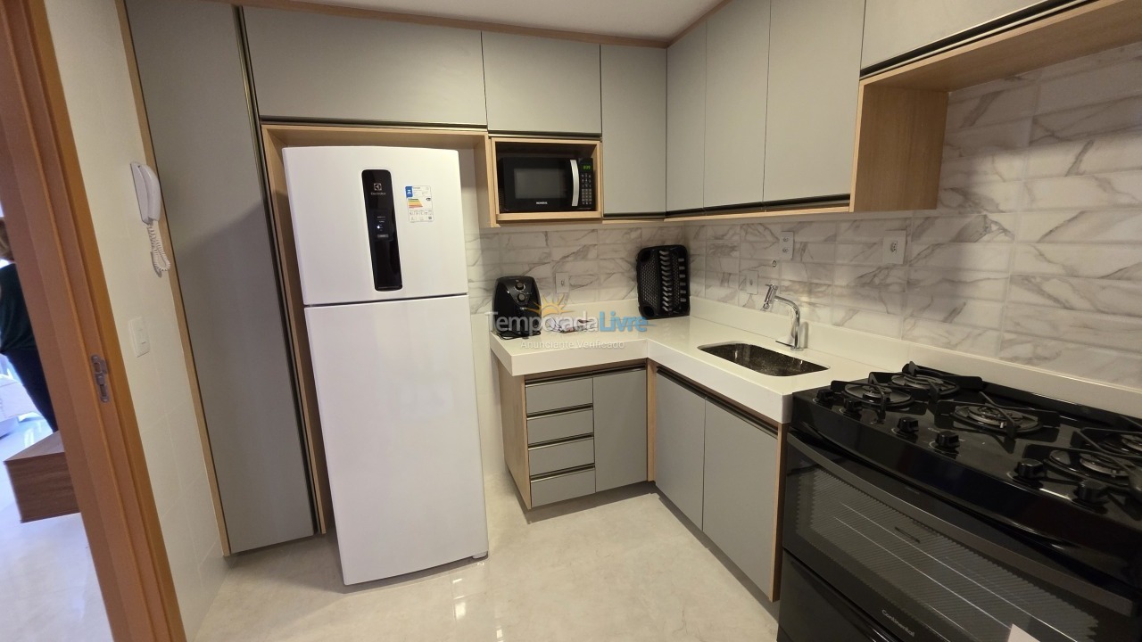 Apartamento para aluguel de temporada em Guarapari (Praia do Morro)