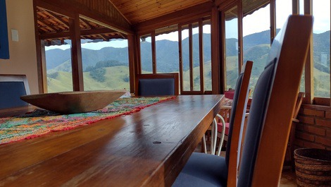 Vista para as montanhas