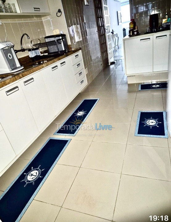 Apartment for vacation rental in Guarujá (Pitangueiras)