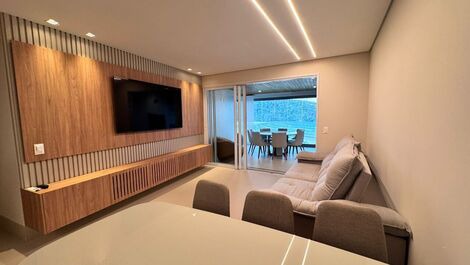 NOVÍSSIMO APTO FRONTAL AO MAR