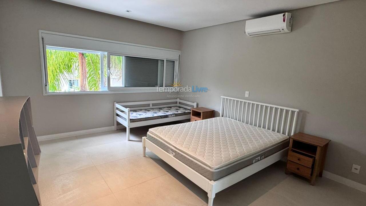 Casa para alquiler de vacaciones em Bertioga (Riviera de São Lourenço)