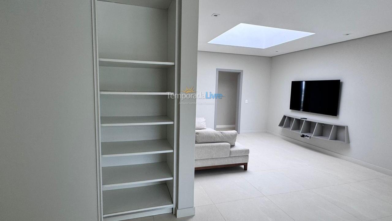 Casa para alquiler de vacaciones em Bertioga (Riviera de São Lourenço)