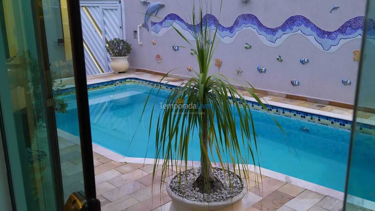 Casa para aluguel de temporada em Peruíbe (Estancia São José)