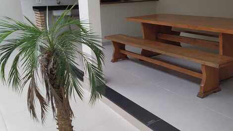 Casa pertinho da praia