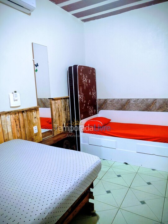 Casa para aluguel de temporada em Serra (Jacaraípe)