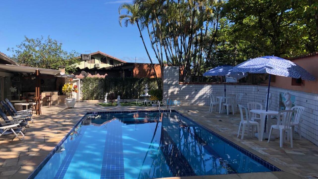 House for vacation rental in Guarujá (Praia do Pernambuco)