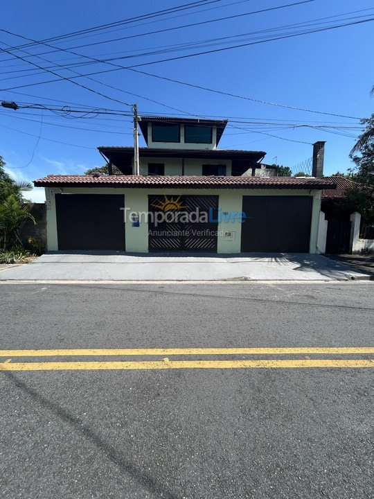 Casa para aluguel de temporada em Bertioga (Vista Linda)