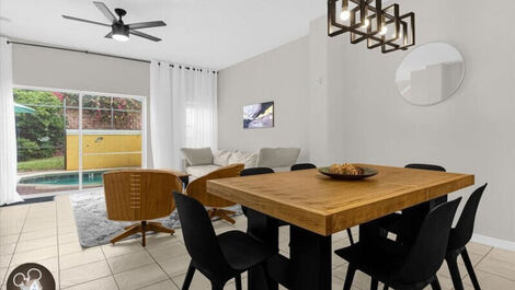 Casa próximo a Disney com 3 quartos