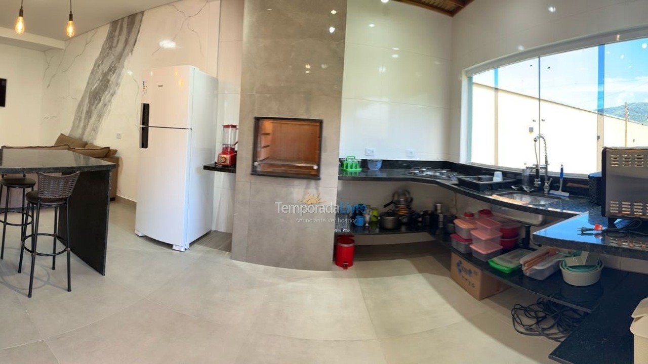 Casa para alquiler de vacaciones em Ubatuba (Maranduba)