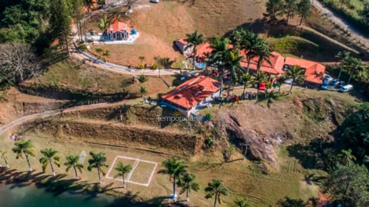 Chácara / sítio para aluguel de temporada em Igaratá (Condominio águas de Igarata)