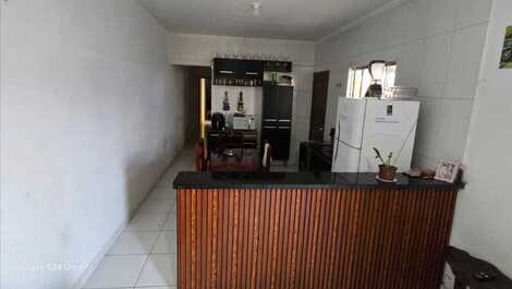 House with Pool in Mongaguá - Seasonal Rentals and Holidays