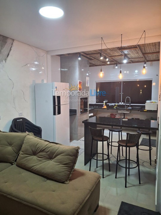 Casa para alquiler de vacaciones em Ubatuba (Maranduba)