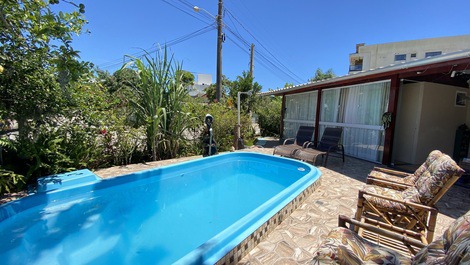 Hermosa casa con piscina en Mariscal