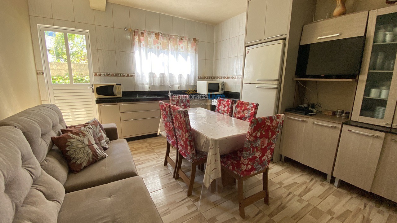 Casa para alquiler de vacaciones em Bombinhas (Mariscal)