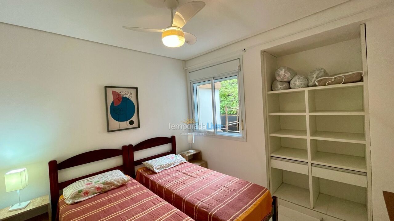 Casa para alquiler de vacaciones em São Sebastião (Camburi)