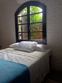 Otoño con los pies en la arena, aire fresco y una barbacoa.