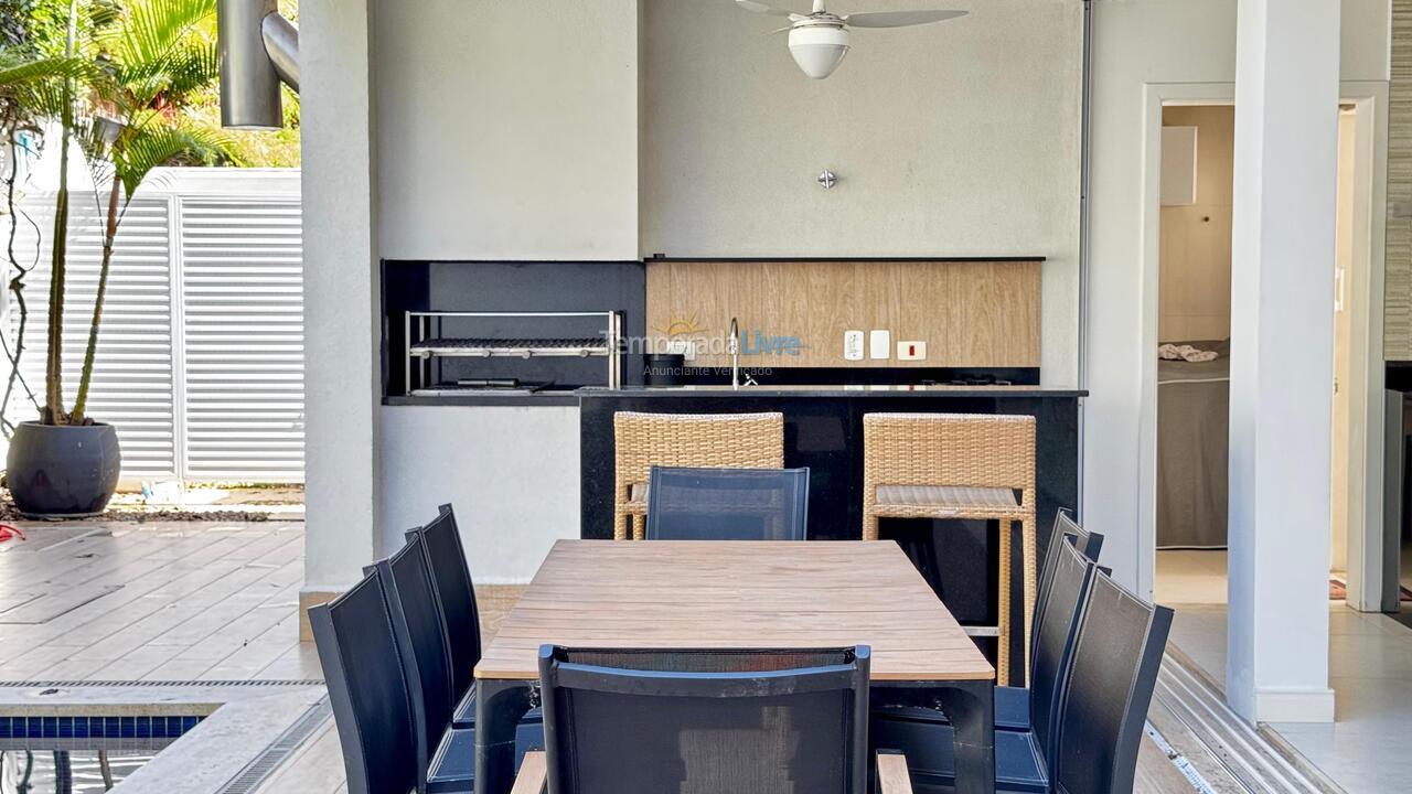 Casa para alquiler de vacaciones em São Sebastião (Juquehy)