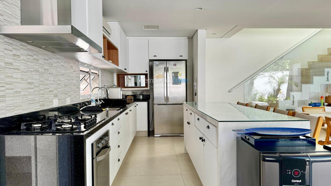 Casa para alquiler de vacaciones em São Sebastião (Juquehy)